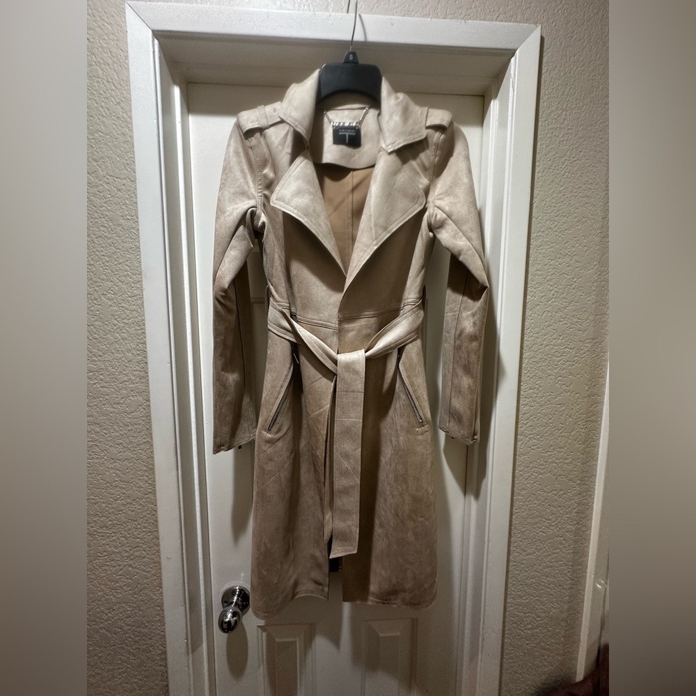 Women's Soft Fawn Trench Coat - Picture 3 of 8